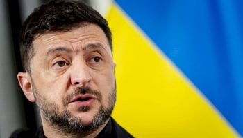 ucraina,-zelensky-dispone-di-rafforzare-la-difesa-su-zaporizhzhia-e-donetsk
