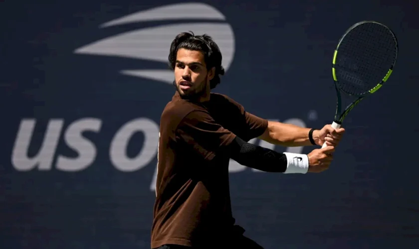 ritorno-con-vittoria-per-alcaraz,-safiullin-eliminato-al-primo-turno-dello-us-open
