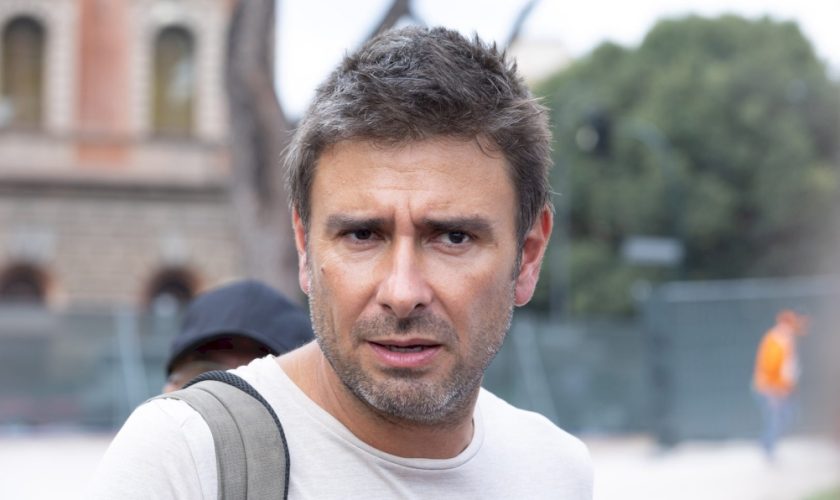 alessandro-di-battista-rientra-in-italia-giovedi