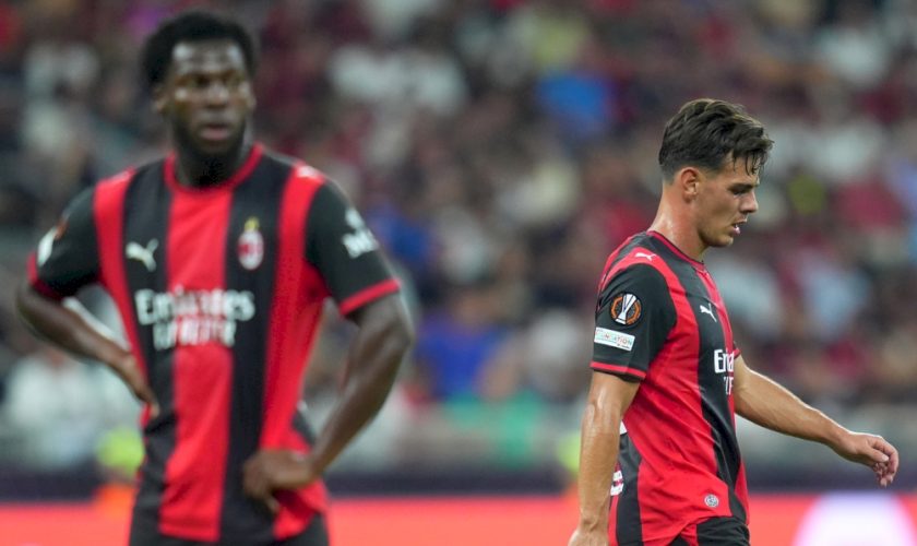 europa-league,-milan-benfica-0-2:-brutta-sconfitta-a-san-siro