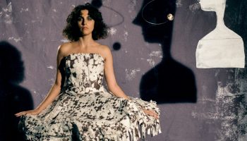 anna-castiglia-e-il-nuovo-album-“la-paura-in-tasca”:-«ho-imparato-ad-abbassare-la-guardia»