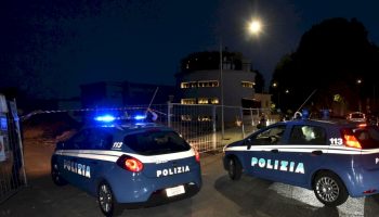 reggio-emilia,-aggredisce-una-donna-poi-investe-due-persone:-arrestato-26enne