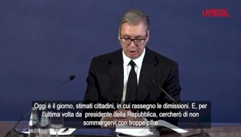 serbia,-vucic-si-e-dimesso:-il-momento-dell’annuncio-del-presidente-della-repubblica