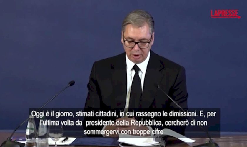 serbia,-vucic-si-e-dimesso:-il-momento-dell’annuncio-del-presidente-della-repubblica