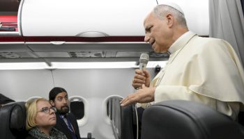 germania,-il-papa:-“l’estrema-destra-non-e-espressione-del-cristianesimo”